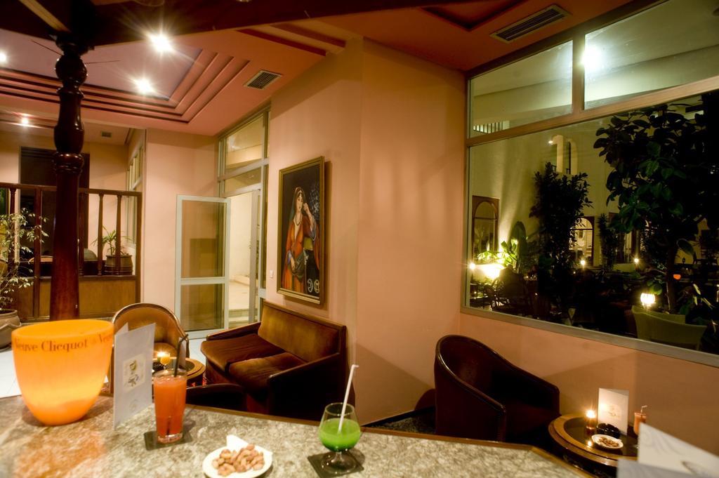 Hotel Suisse Casablanca Exterior photo